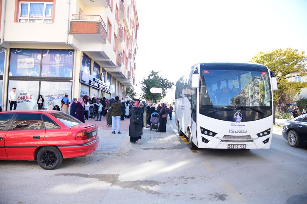 Kahramankazan Belediyesi ihtiyaç  sahibi 6 bin 522 aileye 20 ton kırmızı et dağıtıyor