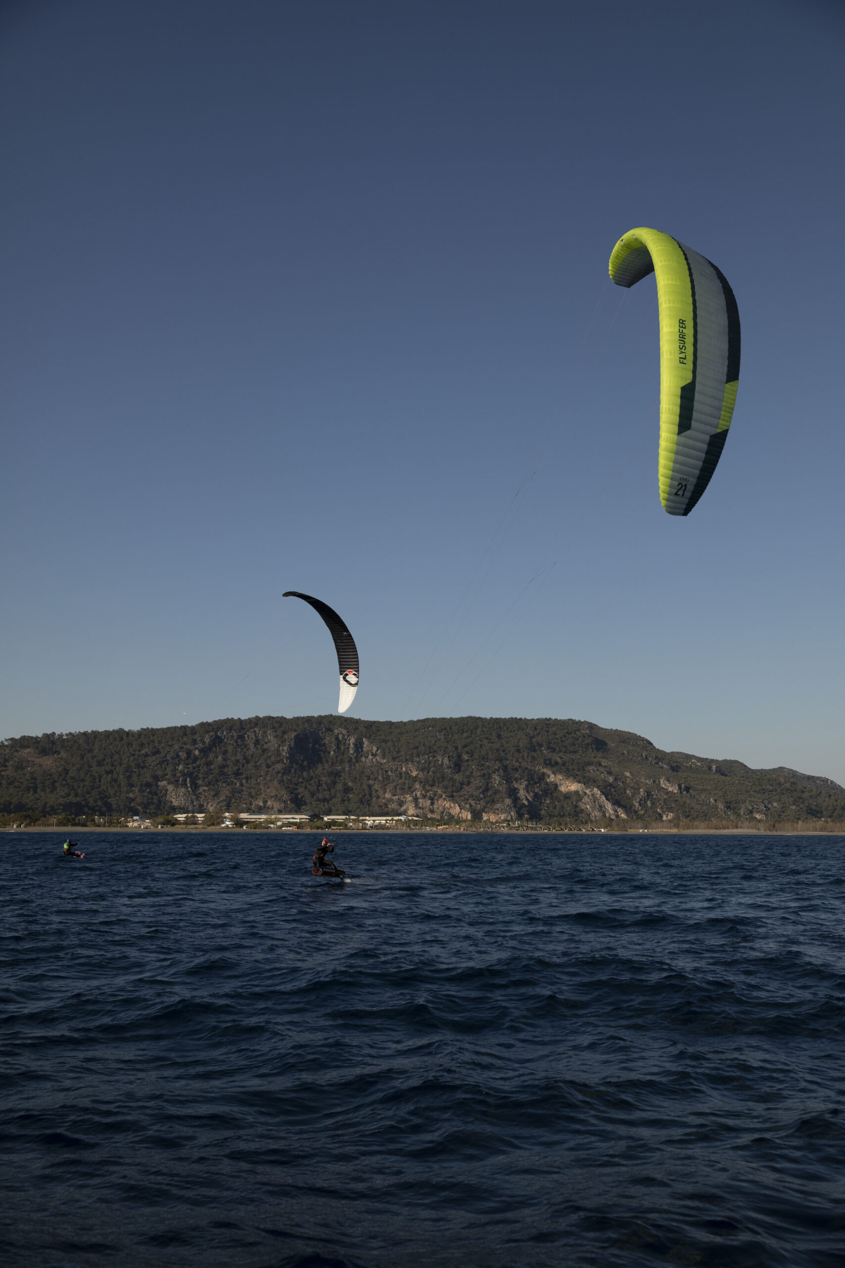 KITEBOARD ve WINDSURF TUTKUNLARININ YENİ GÖZDESİ :   HİLTON DALAMAN 
