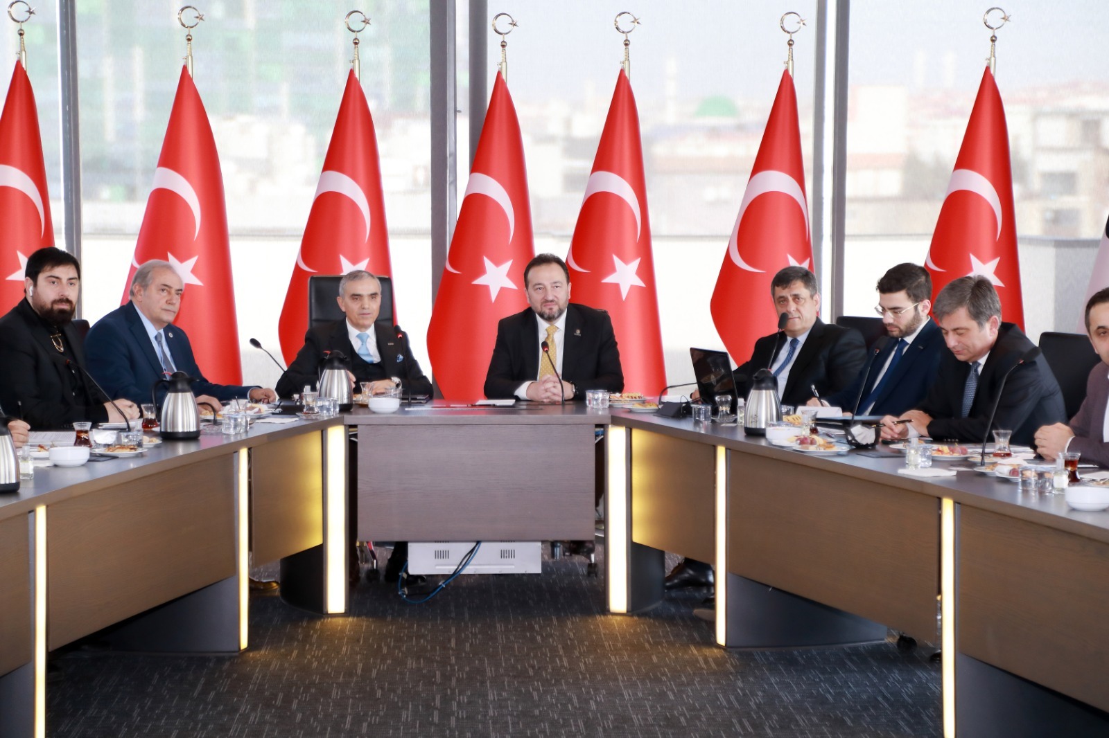 LOJİSTİK SEKTÖRÜNÜN GELECEĞİ MÜSİAD'DA ELE ALINDI...