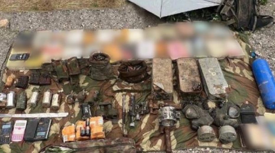 MEHMETÇİK PENÇE YILDIRIM BÖLGESİNDE MAĞARA VE SIĞINAKLARINDA ÇOK SAYIDA MÜHİMMAT ELE GEÇİRDİ