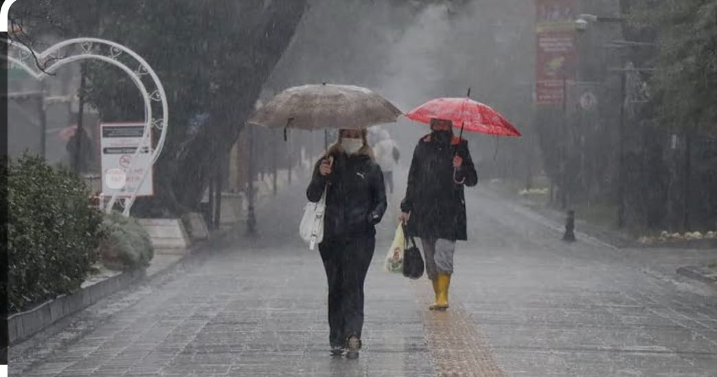 METEOROLOJİ'DEN FIRTINA VE SAĞNAK YAĞIŞ UYARISI