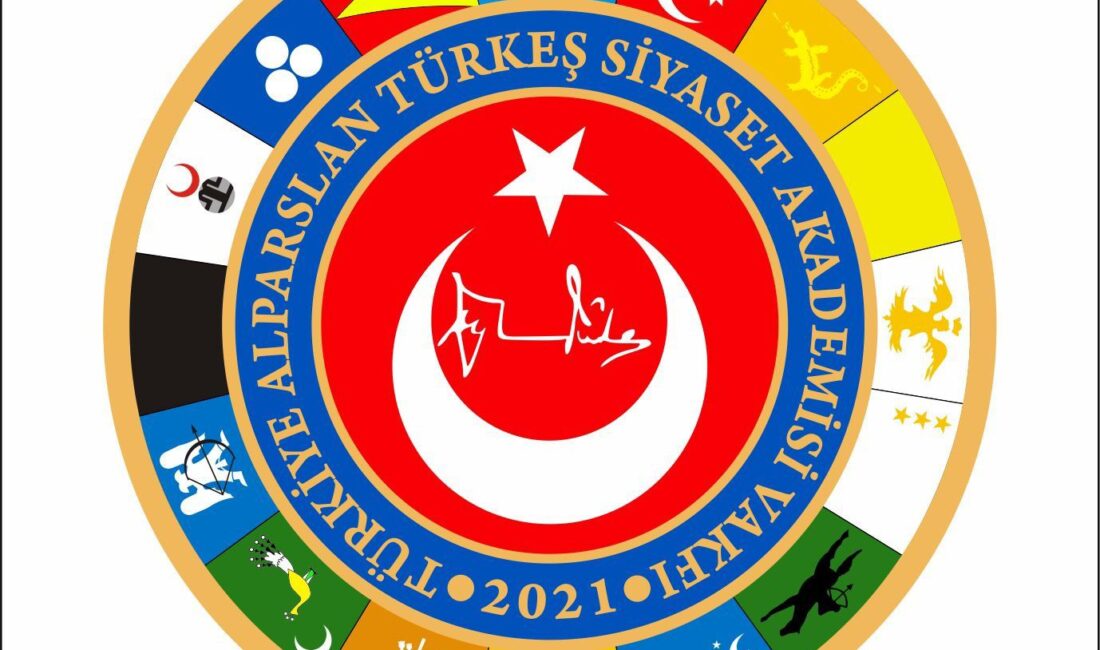 Türkiye Alparslan Türkeş Siyaset