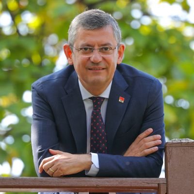 Özgür Özel CHP’nin Genel Başkanı oldu