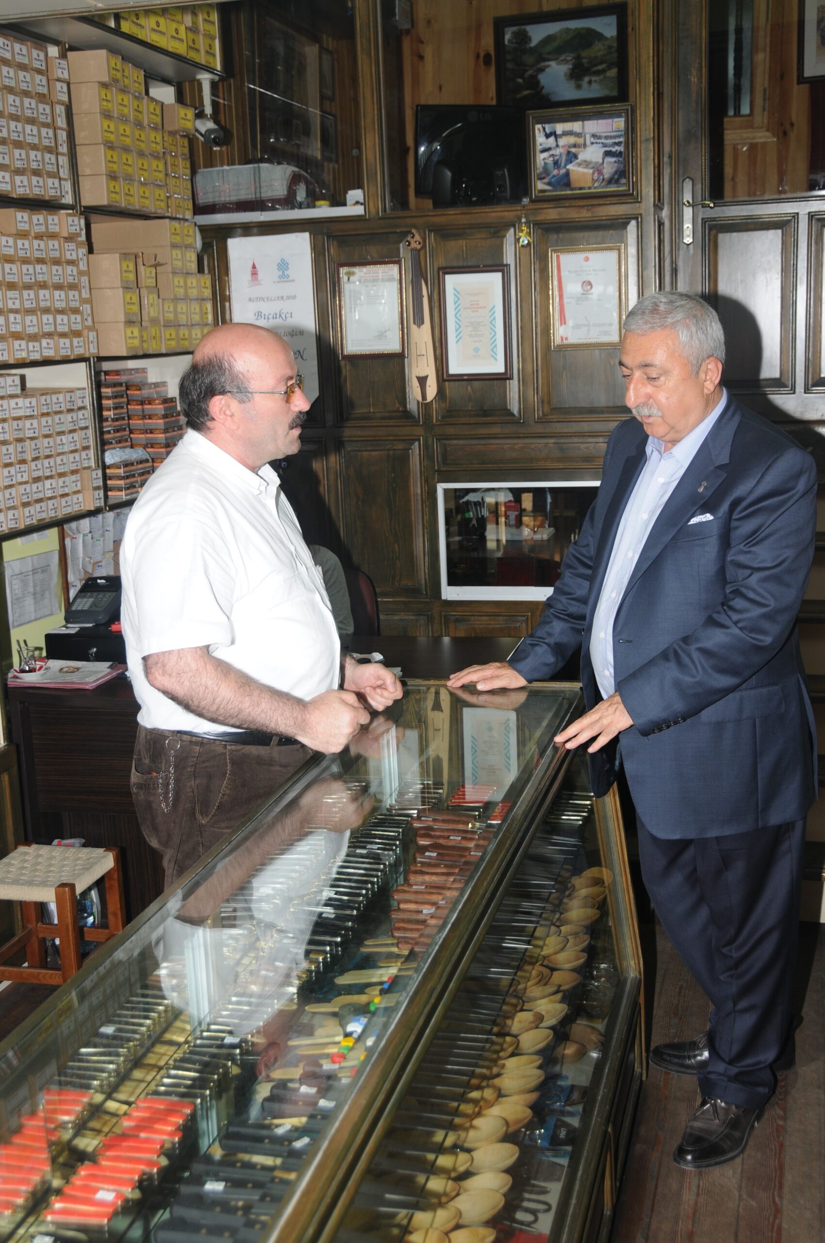 PALANDÖKEN, “SIFIR FAİZLİ, 6 AY GERİ ÖDEMESİZ CANSUYU KREDİSİ BEKLİYORUZ”