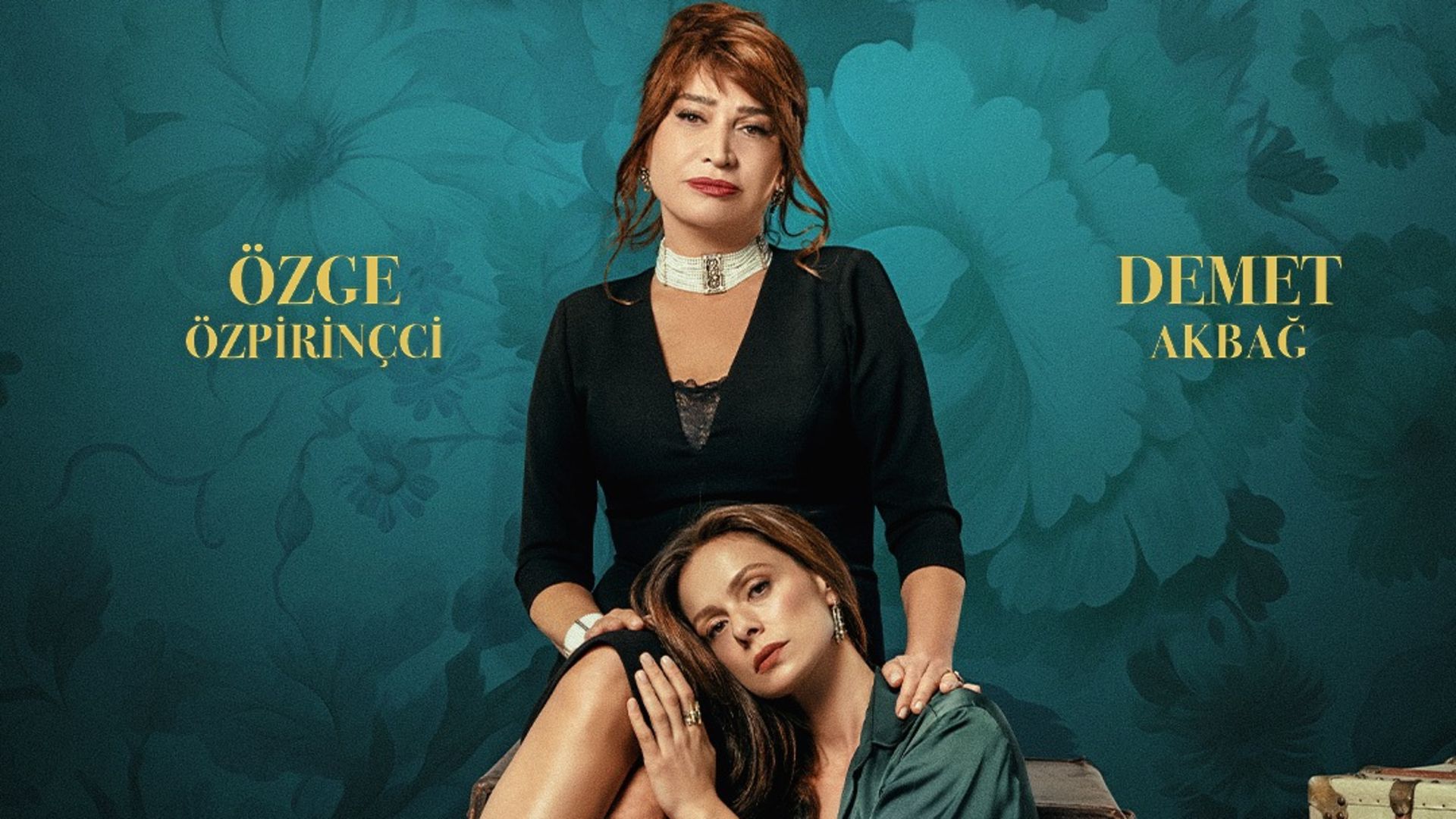 Sandık Kokusu Dizisinin Afişi Yayınlandı!