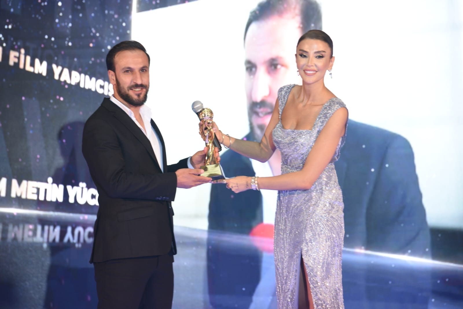 SİNEMADA OYNATACAK STAR KALMADI
