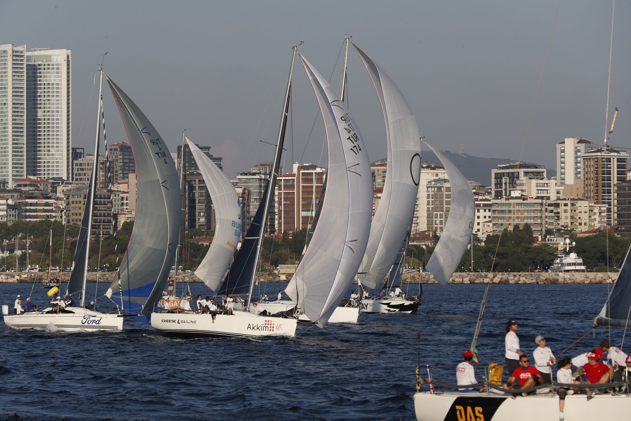 “TAYK – Eker Olympos Regatta” yelken yarışında   ilk etabın birincileri belli oldu