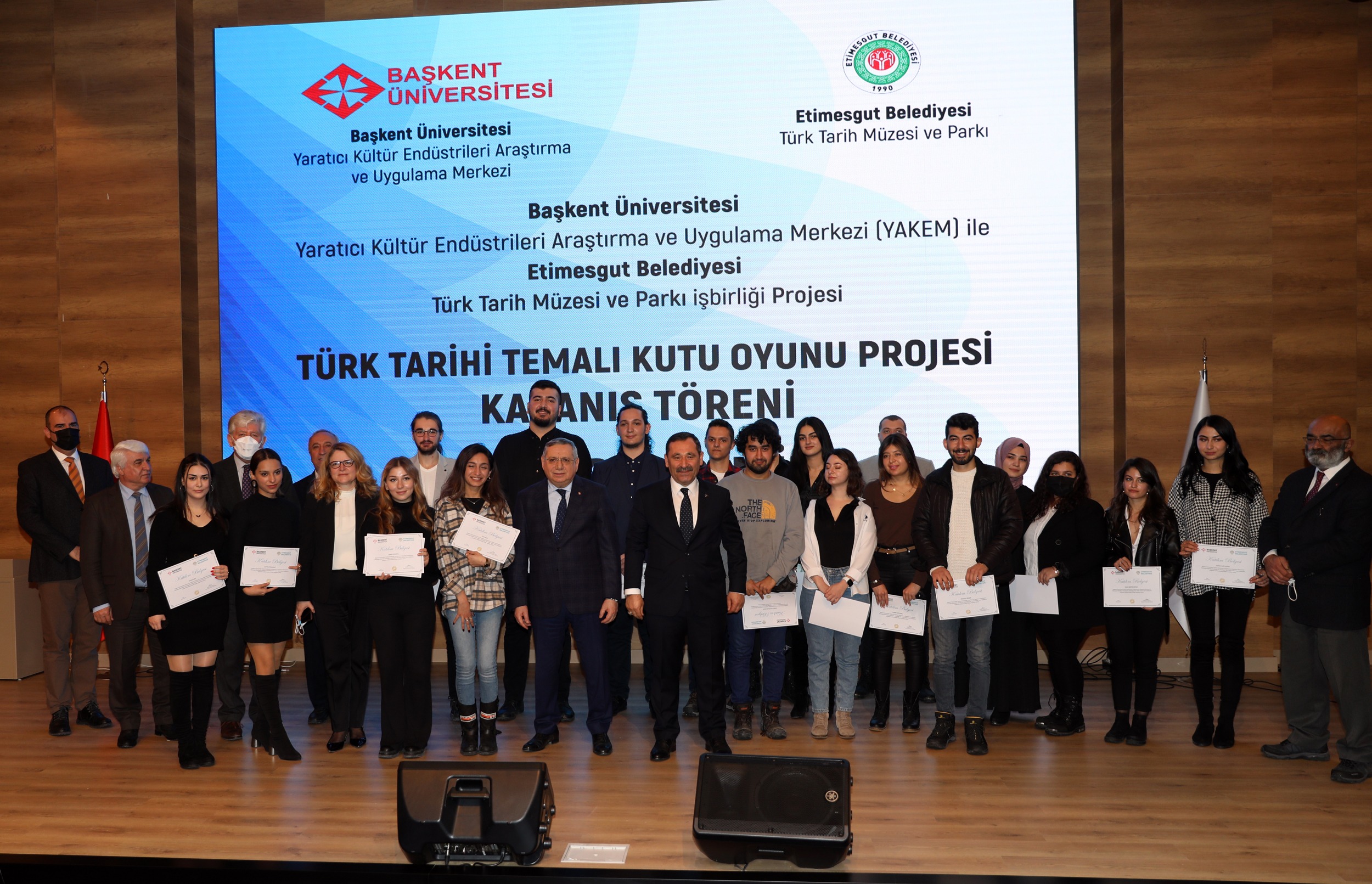 TÜRK TARİHİ TEMALI KUTU  OYUNLARI TAM NOT ALDI