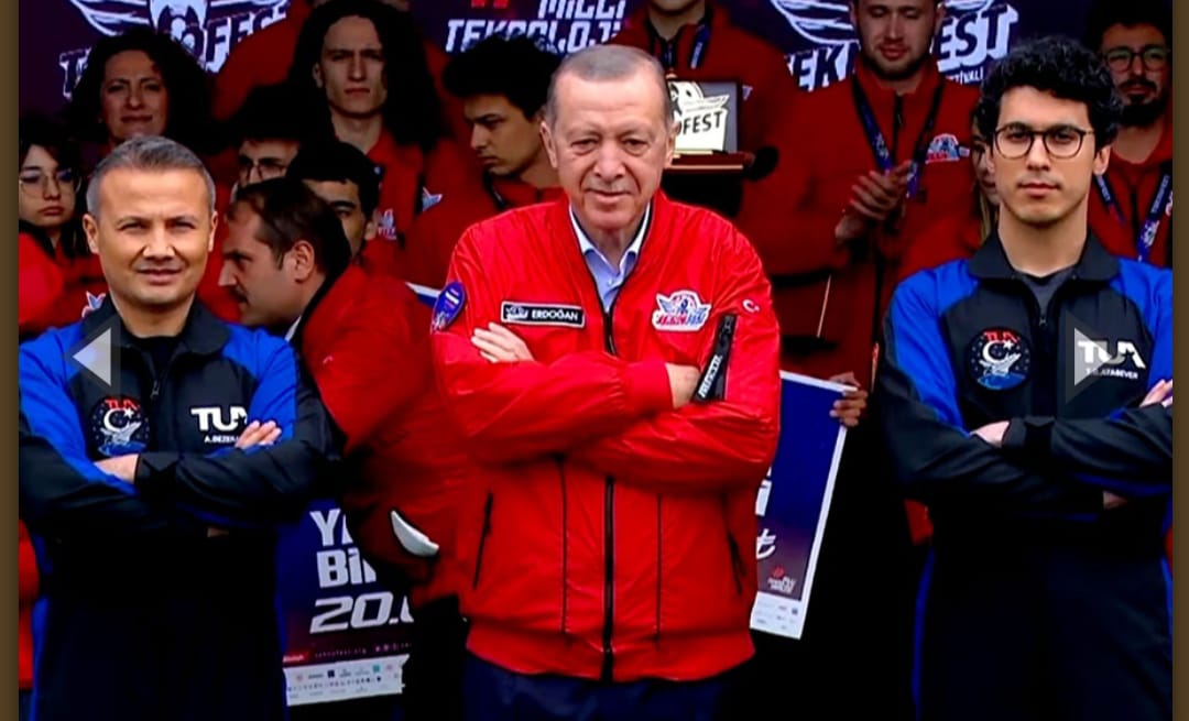 TÜRKİYE TEKNOLOJİDEKİ BAŞARILARINA  "MİLLİ UZAY " PROJESİYLE UZAY YOLCULUĞUNA ŞANSLI İSMİ GÖNDEREREK  BAŞARILARINA BİR YENİSİNİ EKLEDİ.