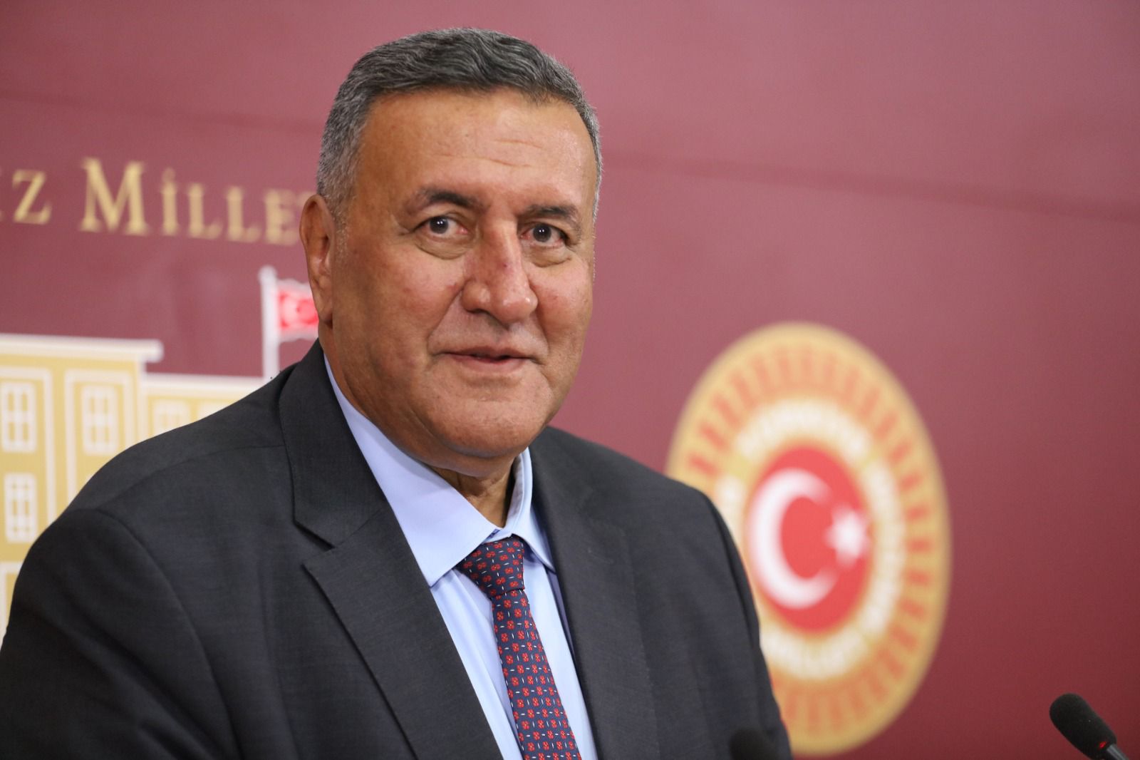 Yaban domuzu çiftçinin korkulu rüyası oldu