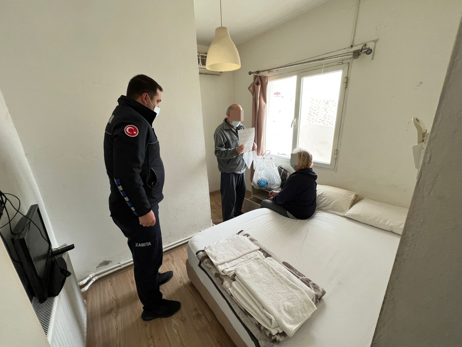 YAŞLI ÇİFTE BODRUM BELEDİYESİ SAHİP ÇIKTI...