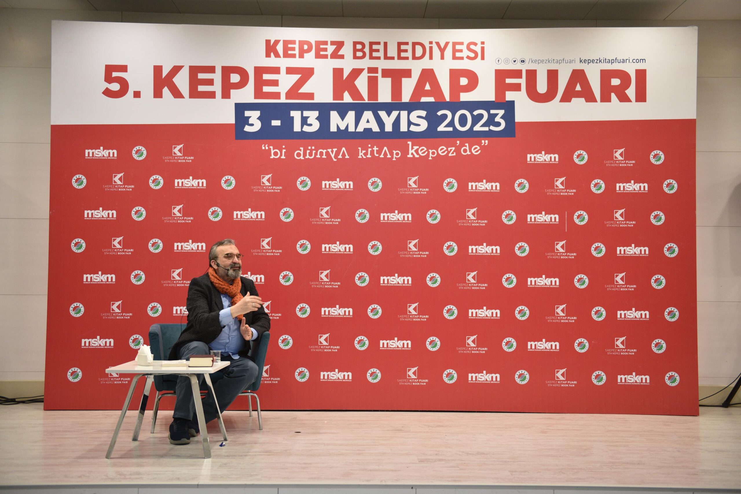 Yazar Senai Demirci, “Hayat bizden ne bekler?” dedi