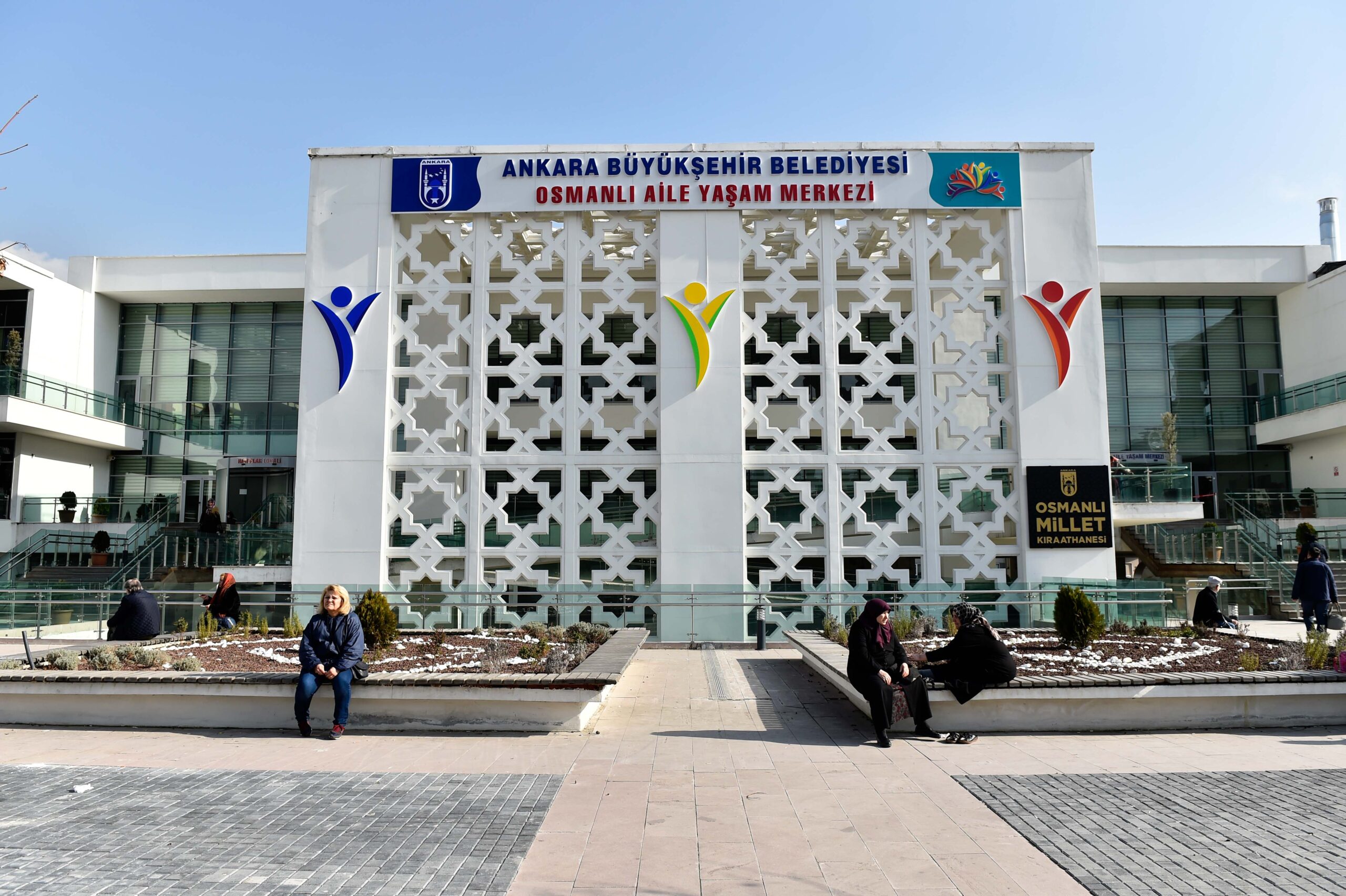 YEDİDEN YETMİŞE MİLLET KIRAATHANESİ