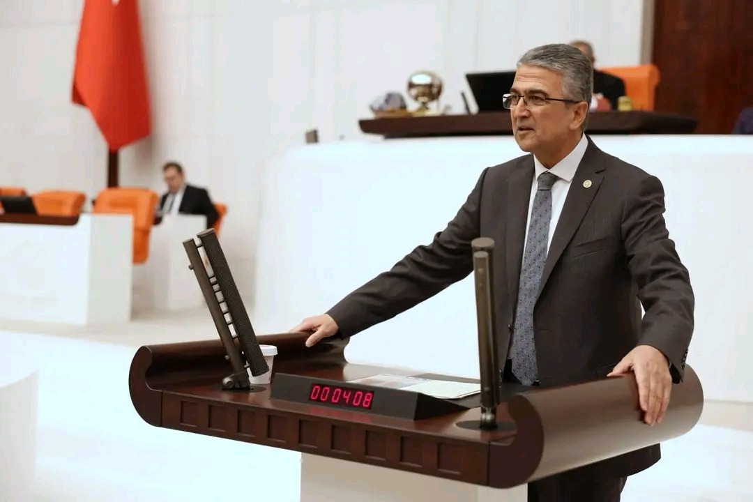Kamil Aydın Erzurum için Çok Önemli Konuları Meclise Taşıdı