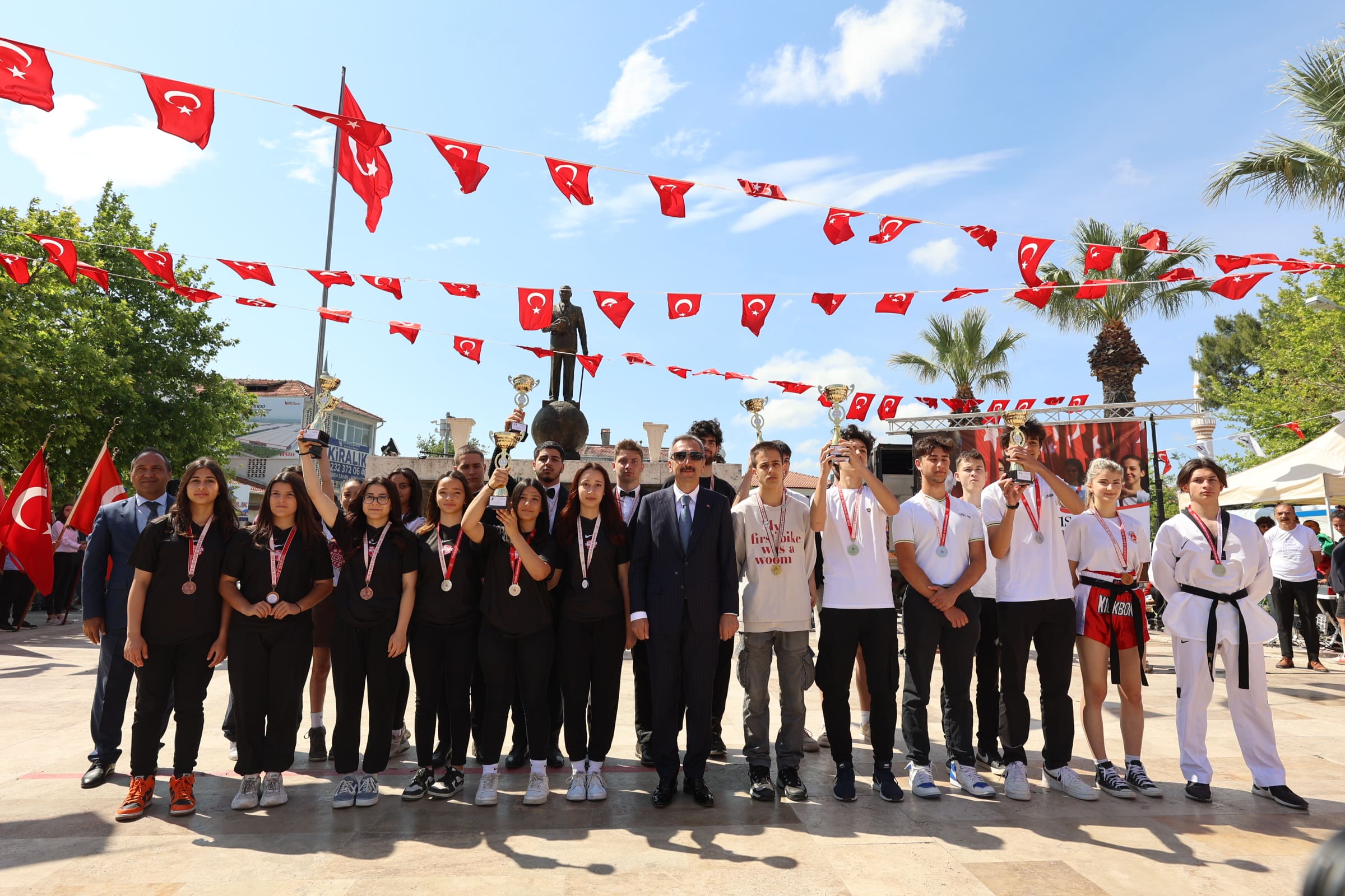 19 Mayıs Urla’da coşkuyla kutlandı