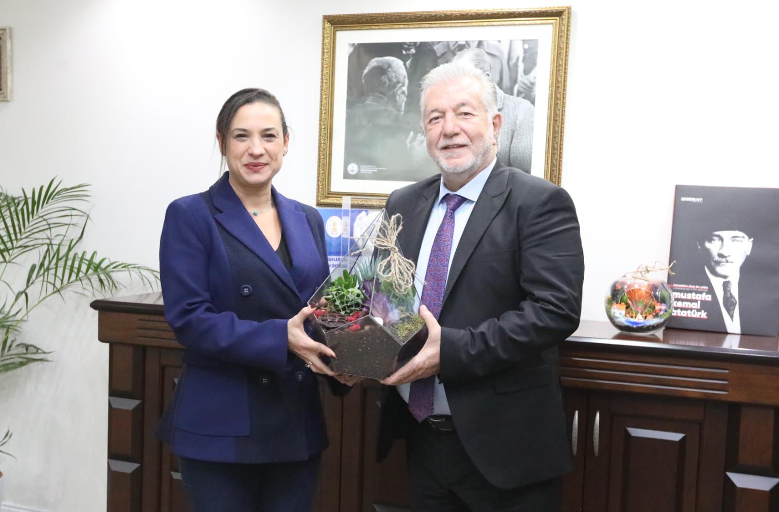 BAŞKAN FİLİZ CERİTOĞLU SENGEL: ESNAFIN SORUNLARI ESNAF MASASINDA ÇÖZÜLECEK