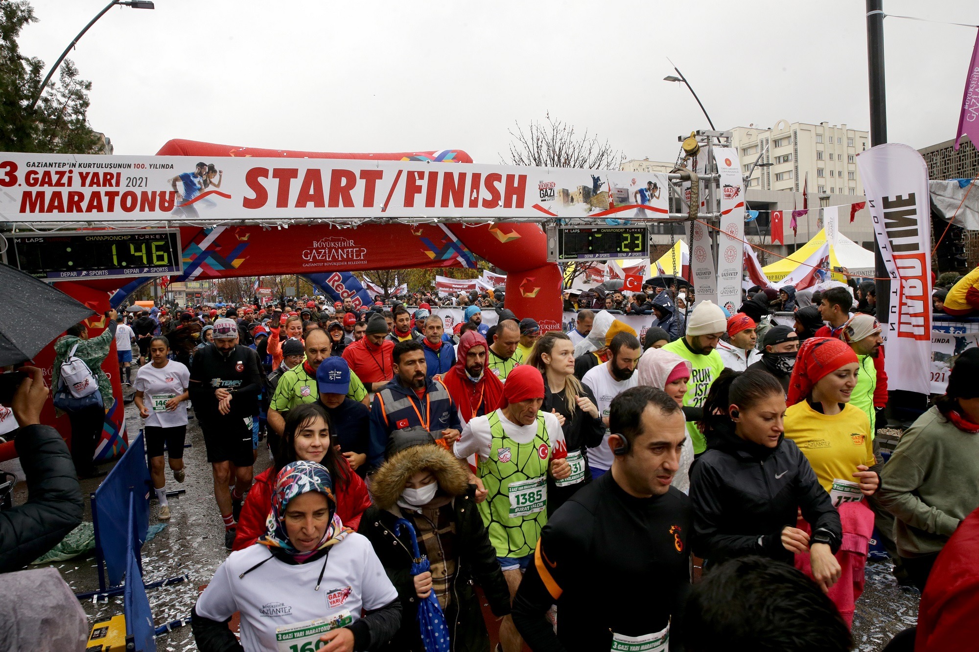 3’üncü Gazi Yarı Maratonu kurtuluşun 100’üncü yılı için koşuldu