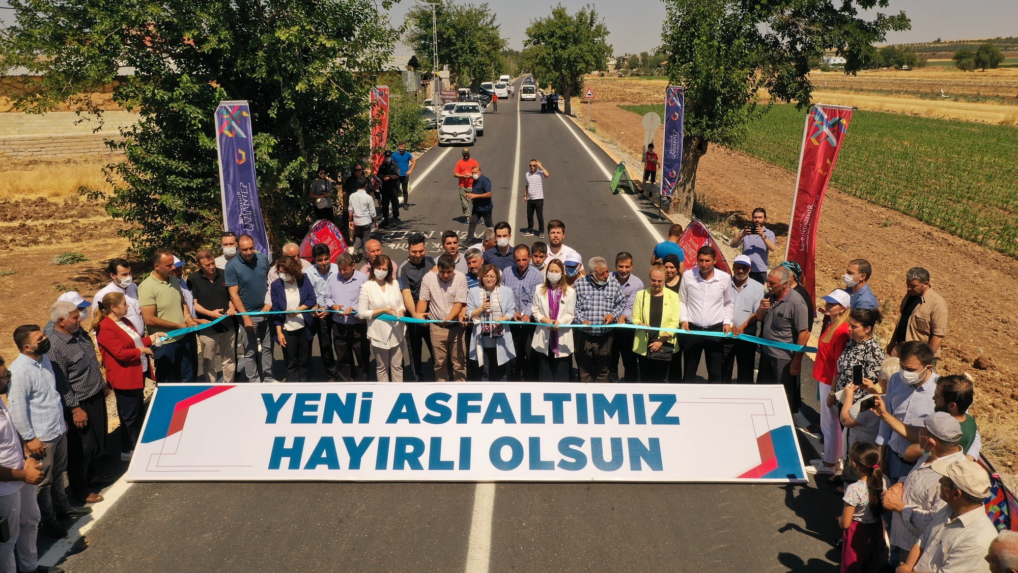 5 KÖYÜ KAPSAYAN GRUP YOLU YENİLENDİ