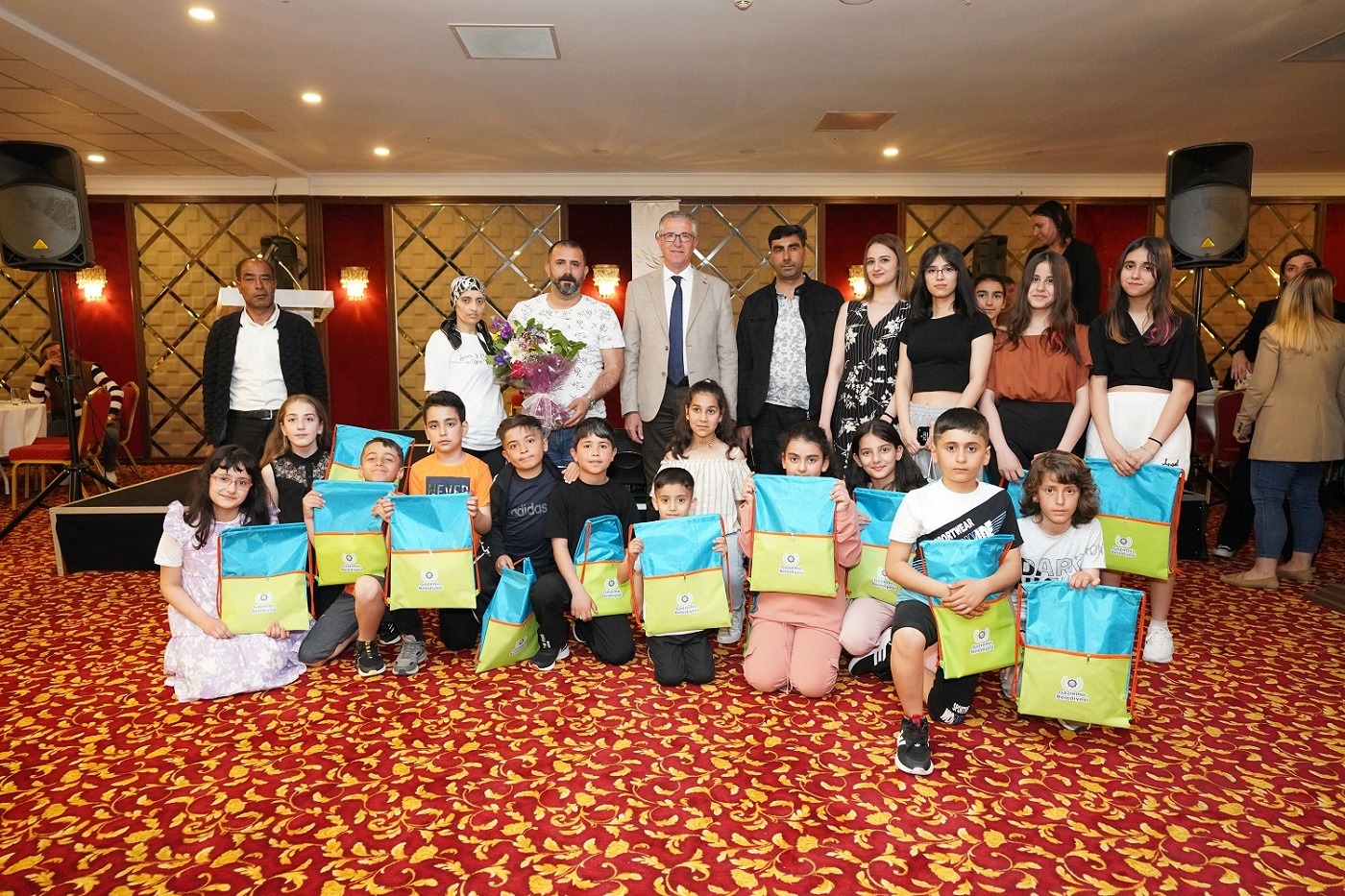 7 ilden 135 çocuğun katıldığı 23 Nisan Çocuk Şenliği başladı