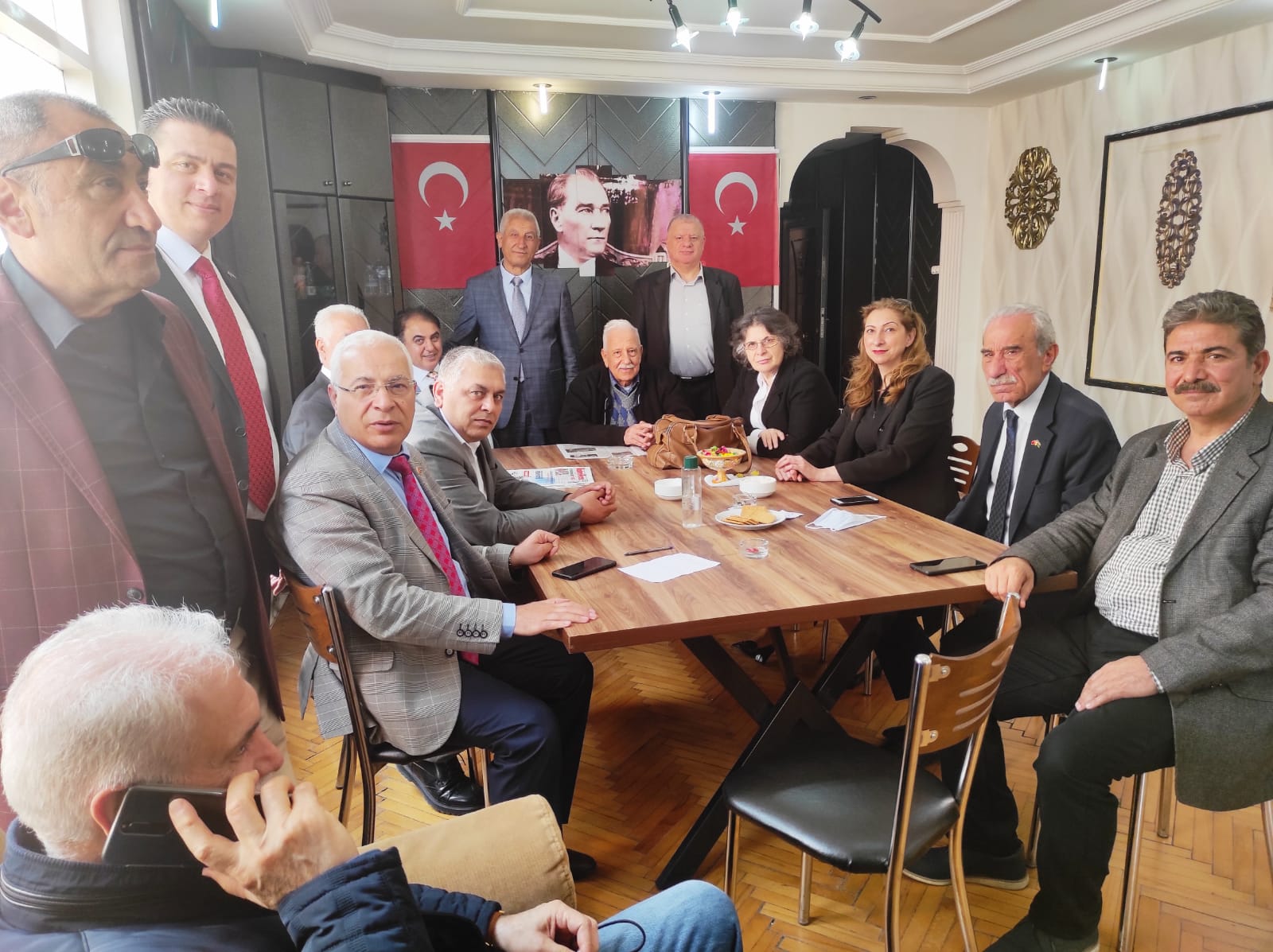 Ahmet Başkan Partililerle Bayramlaştı