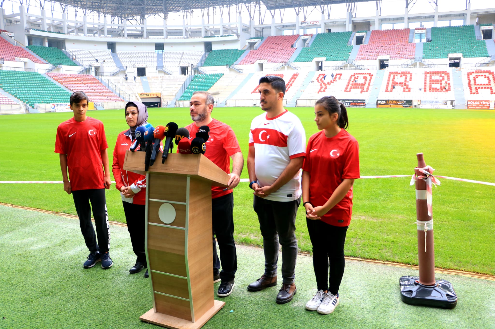 AK PARTİ İL BAŞKANI: TÜM DİYARBAKIRLILARI MİLLİ MAÇA BEKLİYORUZ