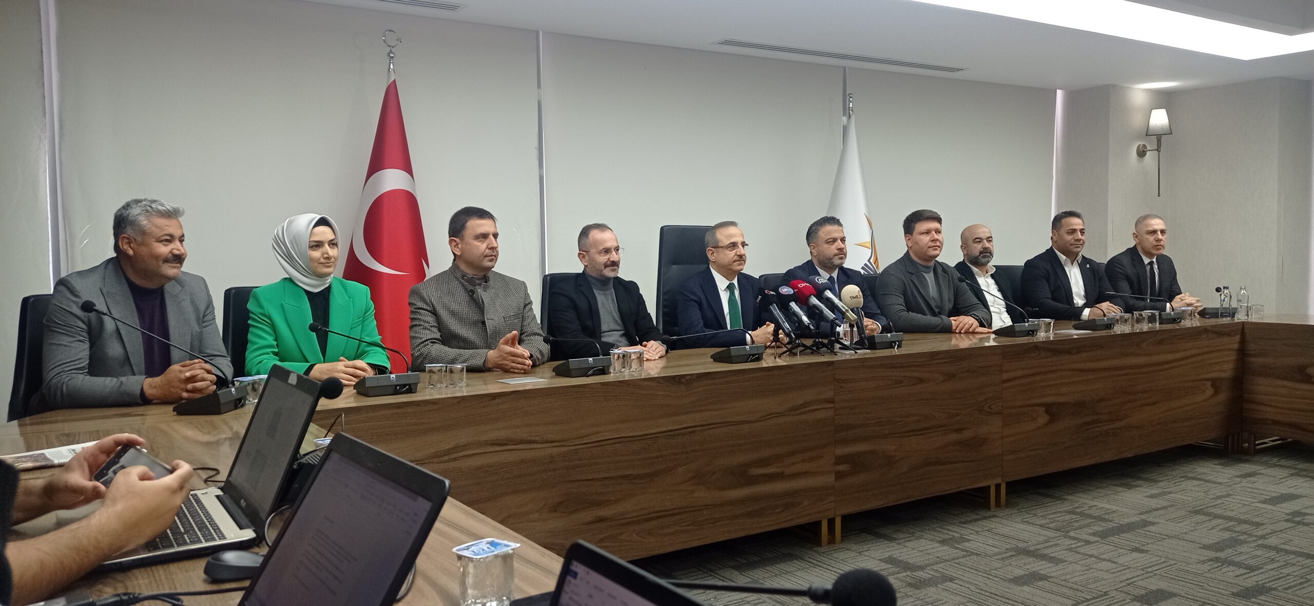 Ak Parti İzmir İl Başkanı Kerem Ali Sürekli milletvekili aday adayı oldu