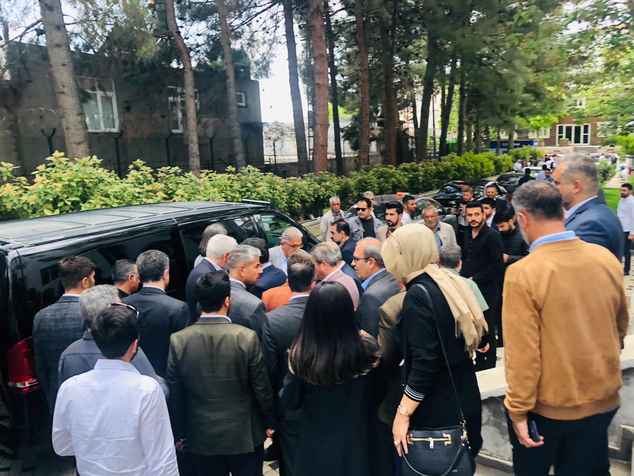 Ak Partili Vekiller Teşekkür ve Cumhurbaşkanına Destek Ziyaretlerine Devam Ediyor