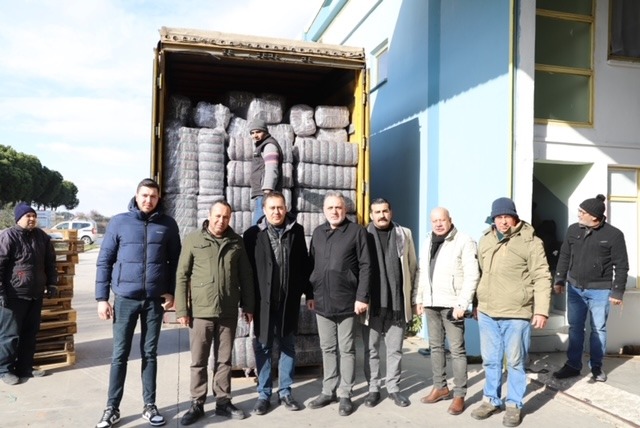 Akhisar Ticaret Borsası ile Akhisar Ticaret ve Sanayi Odası üyeleri, yüzyılın en büyük felaketi ile harekete geçti.