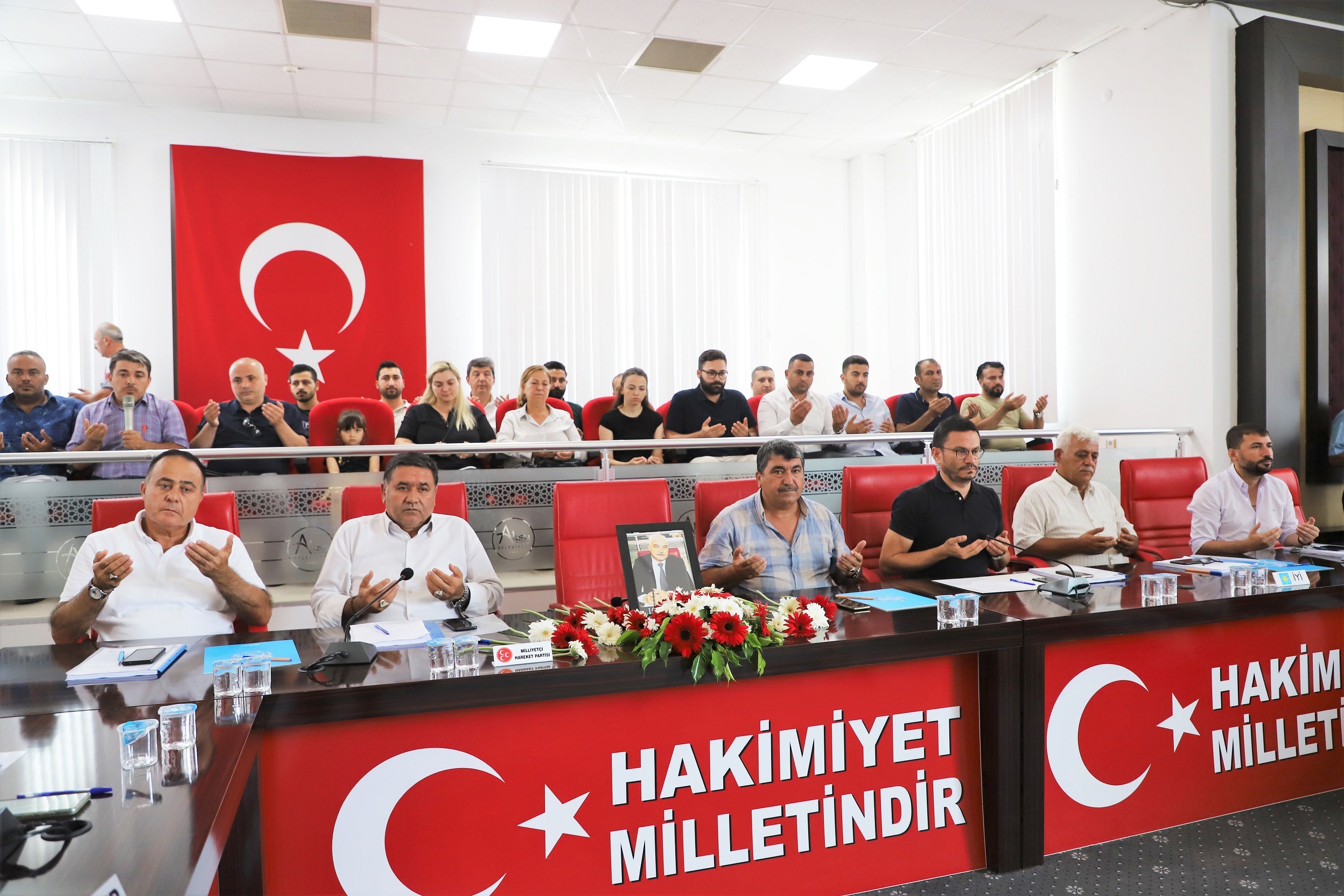 AKSU MECLİSİNDE, MERHUM MECLİS ÜYESİ ALİ ALPAY BİLGE ANILDI