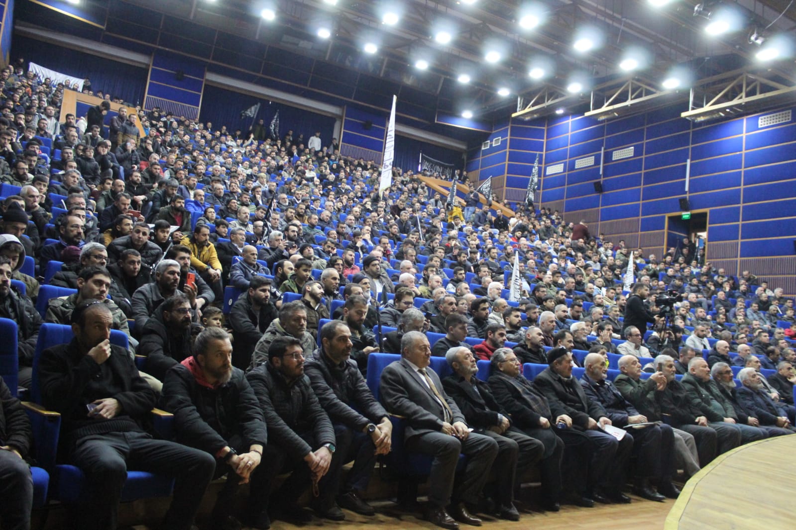 Ankara’da “Toplumsal Çöküş - Sorunlar ve Çözüm” Konferansı Gerçekleştirildi