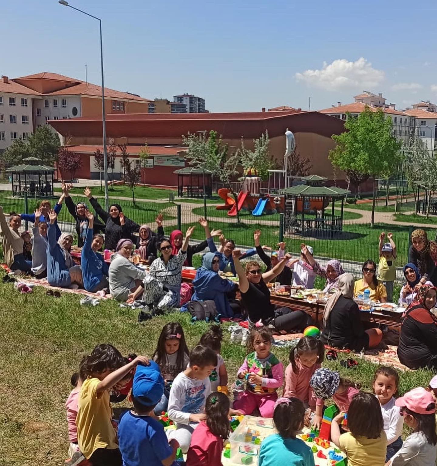 ANNE ÇOCUK OYUN EVİNDE YAZ EĞLENCELERİ