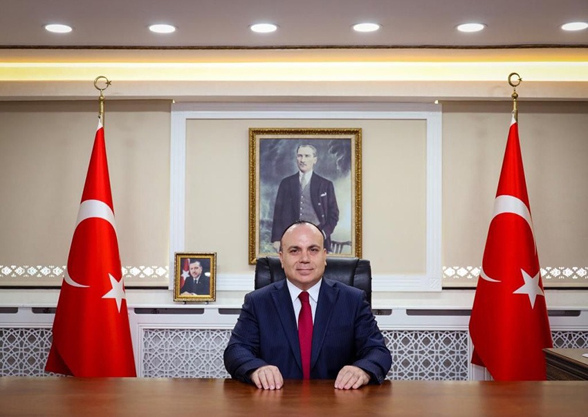 Artvin Valisi Cengiz ÜNSAL Kimdir?