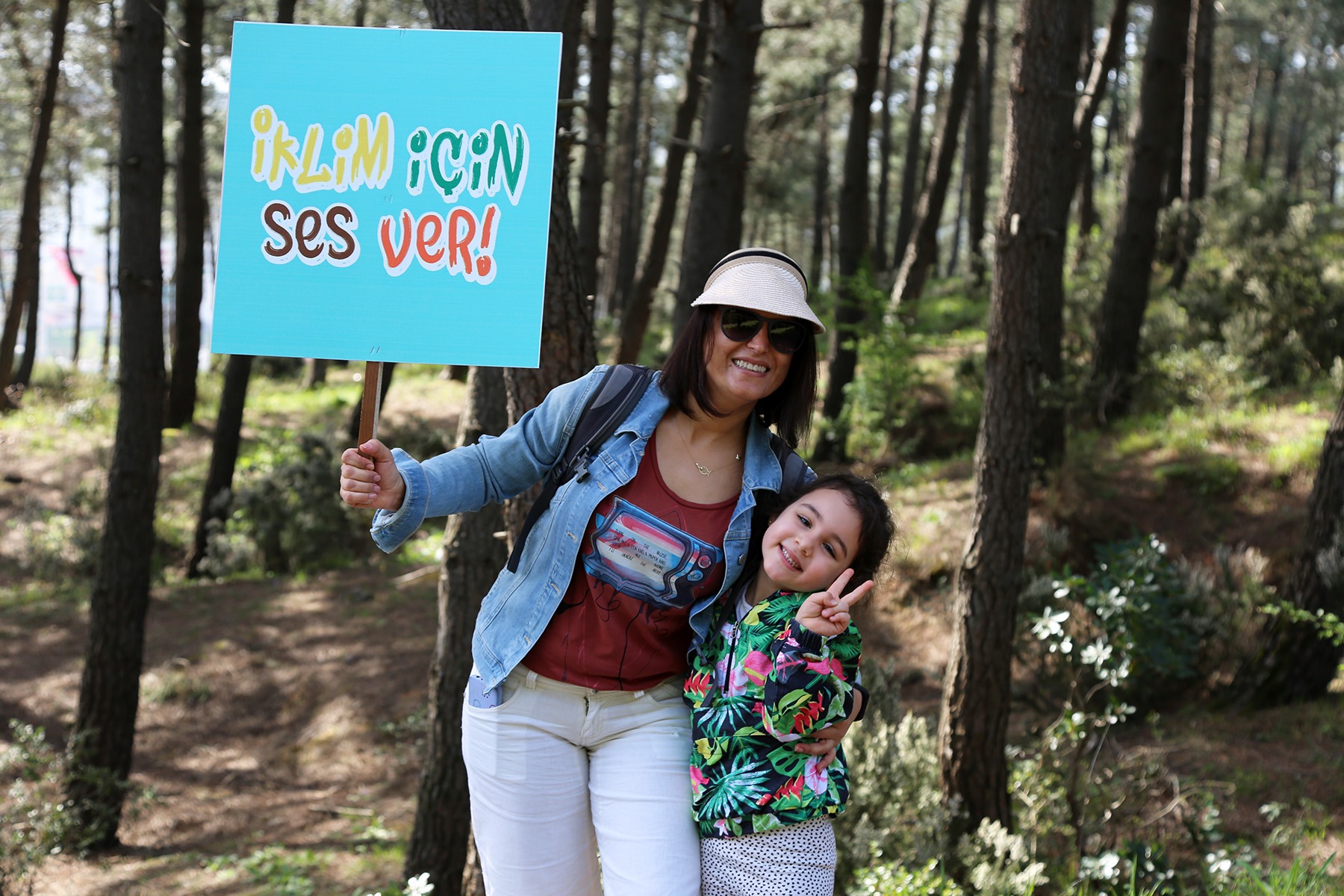 ATAŞEHİRLİ ÇOCUKLAR İKLİM İÇİN YÜRÜDÜ...