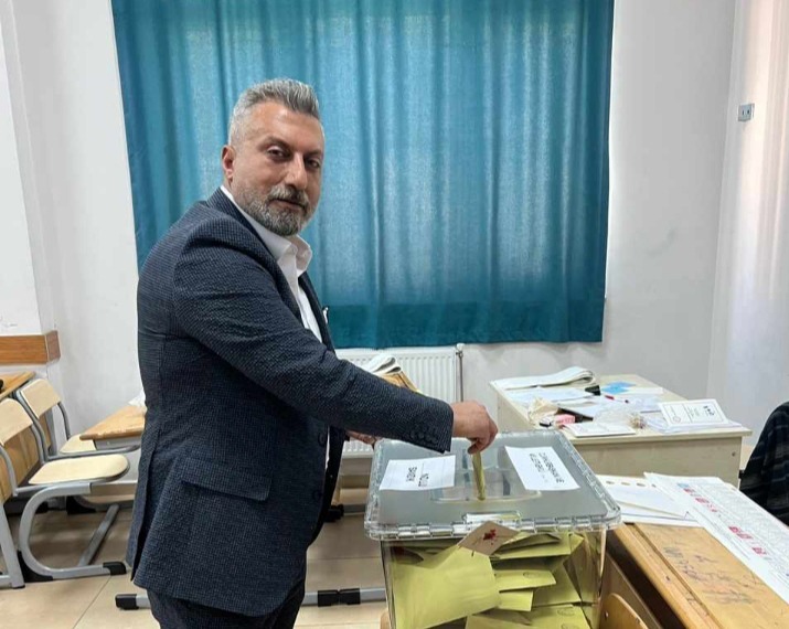 ATİLLA ECE OYUNU KULLANDI