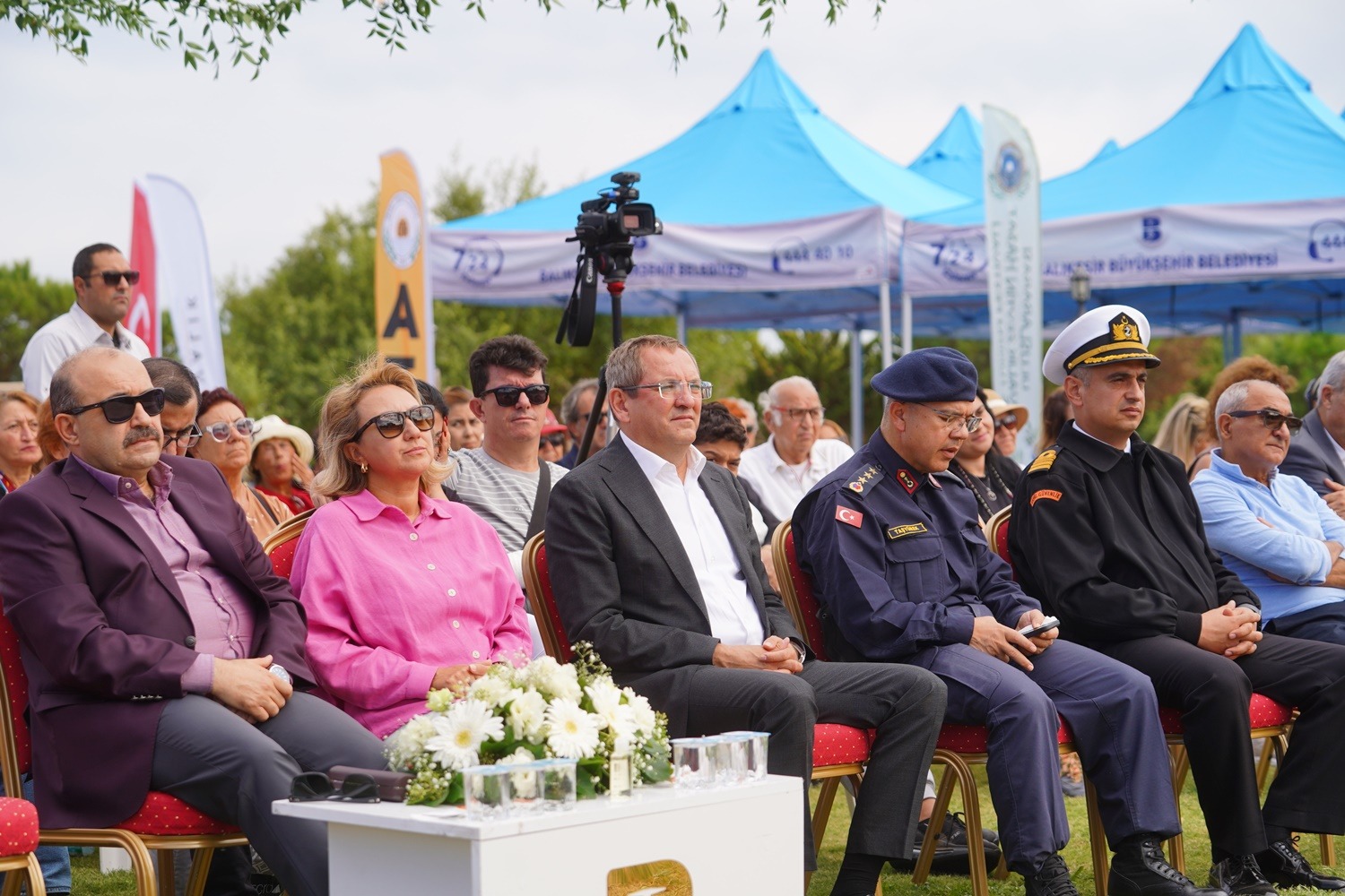 AYVALIK_ Cunda Fora Glamping tesislerinde düzenlenen ilk hasat ve zeytinyağı sıkım etkinliği  yapıldı