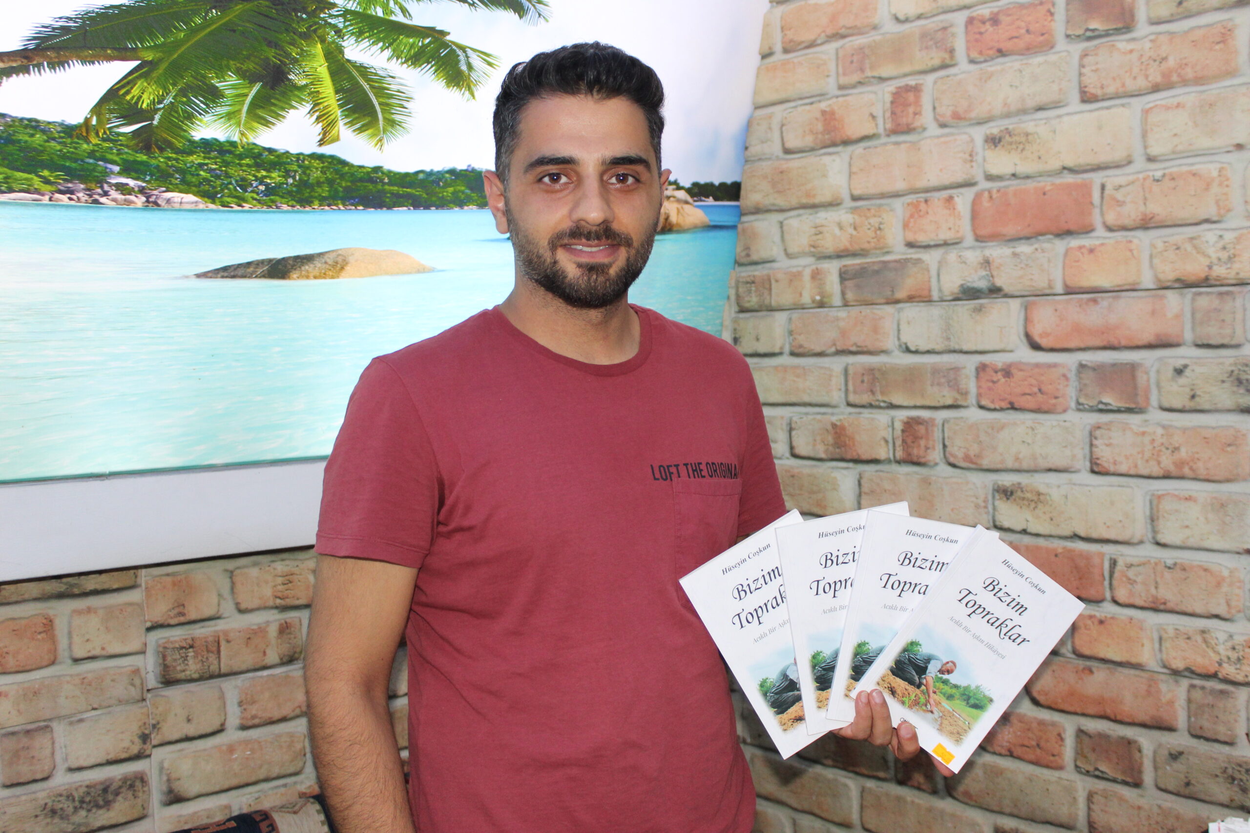 BABASINA AHDE VEFA BORCUNU KİTAP YAZARAK ÖDEDİ...