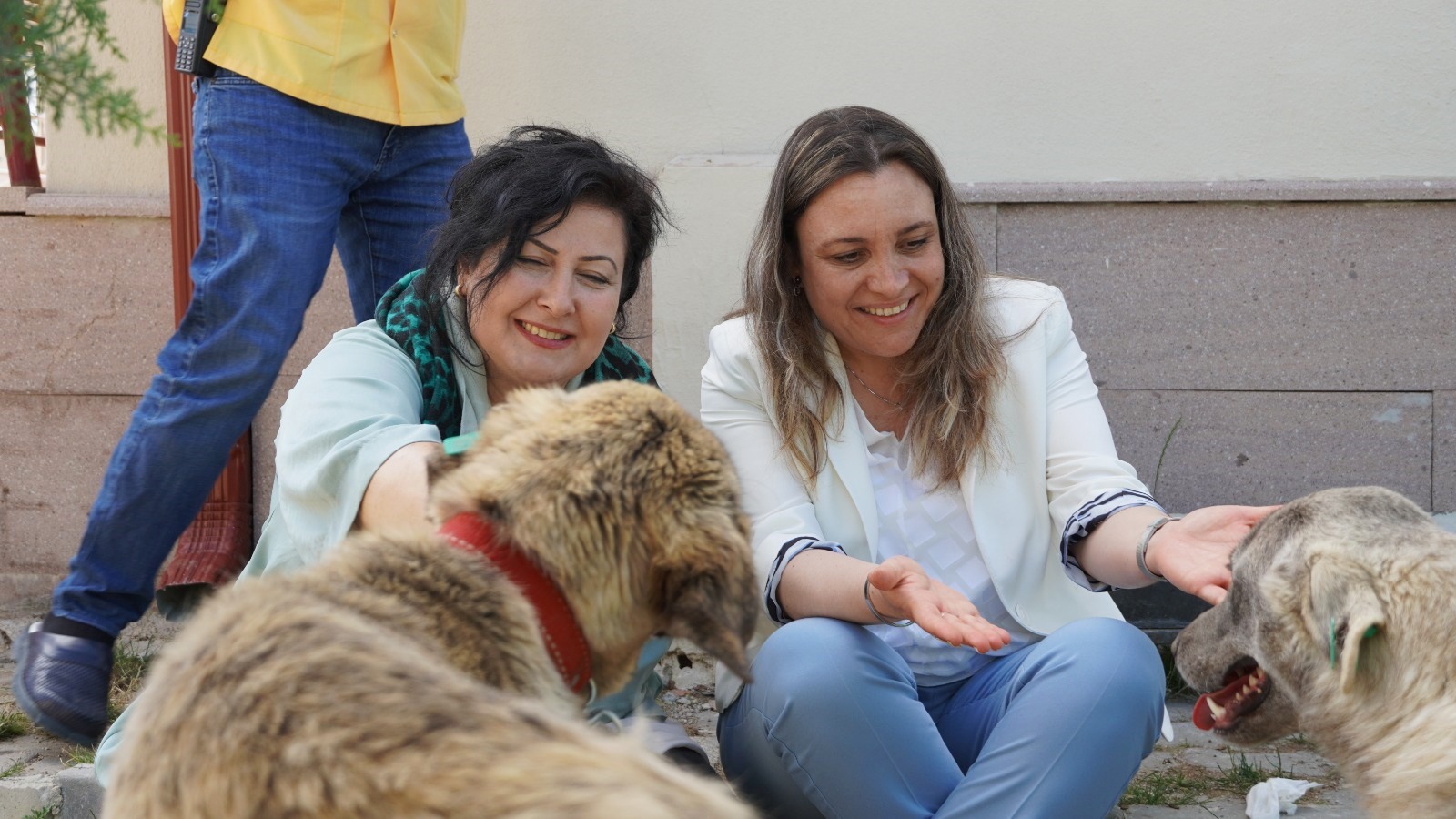 BADEM VE OLİ KEÇİÖREN BELEDİYESİNİN MASKOTU OLDU