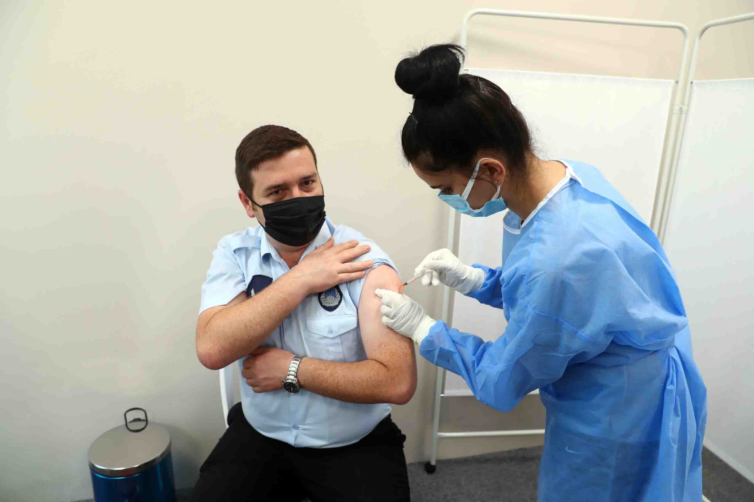 Bağcılar Belediyesi çalışanlarına Covid-19 aşısı