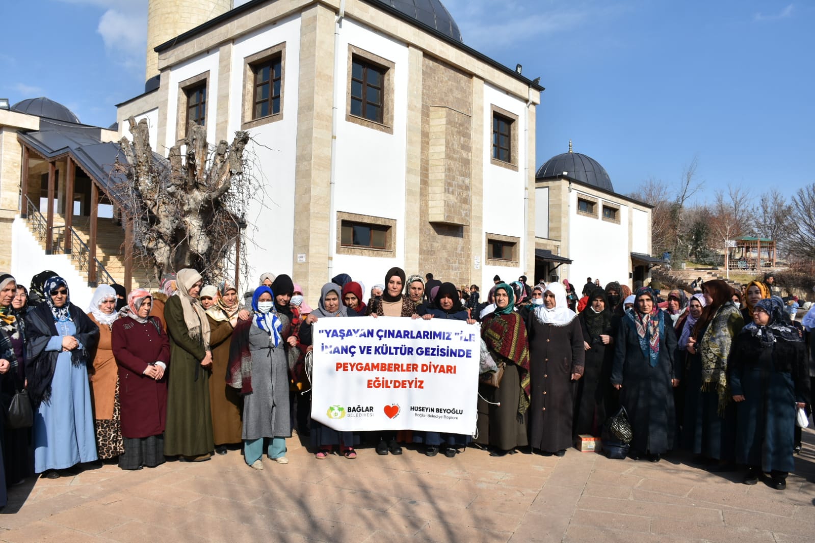 BAĞLAR’IN YAŞAYAN ÇINARLARI İNANÇ VE KÜLTÜR GEZİLERİNDE