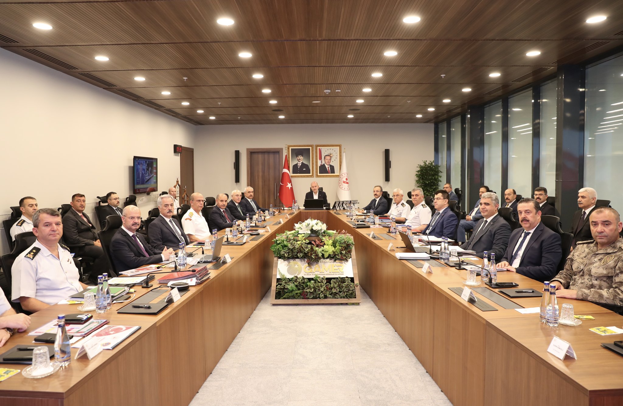 Bakan Süleyman Soylu Başkanlığ’nda  Güvenlik ve Koordinasyon Toplantısı Gerçekleştirildi