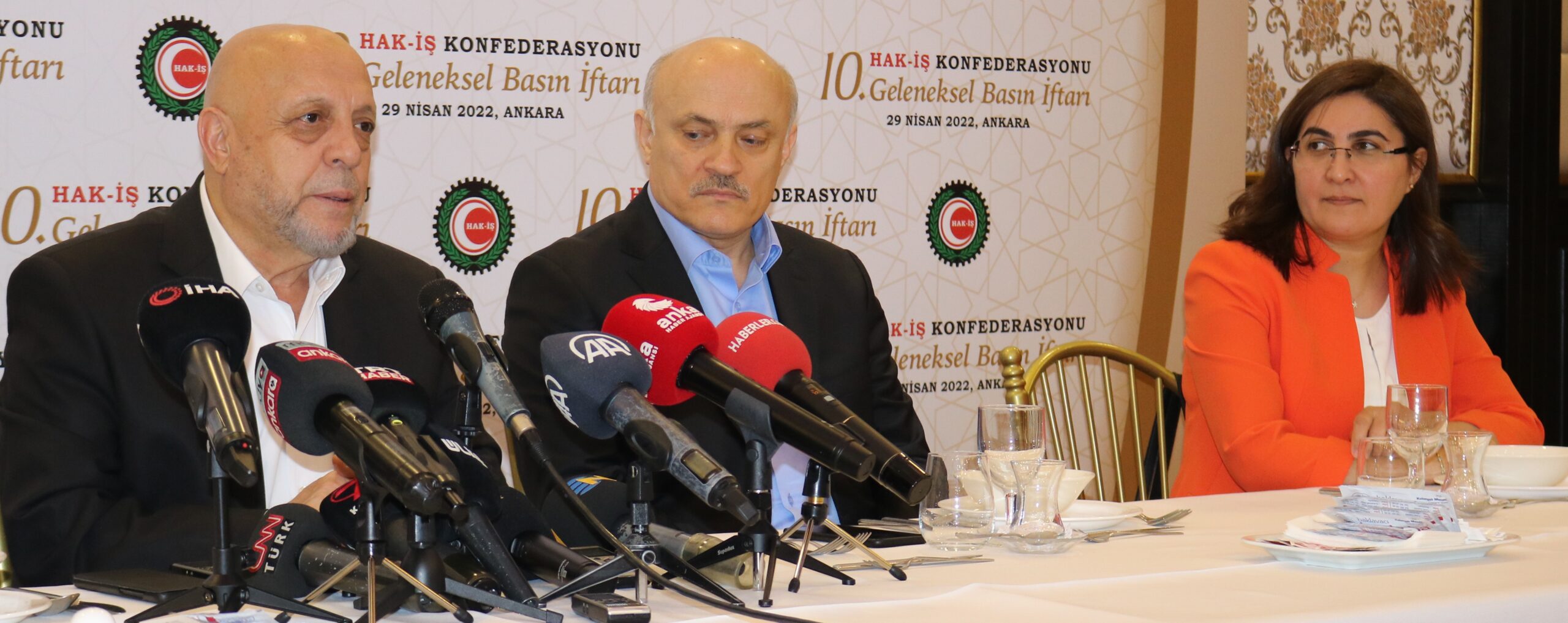 BASIN MENSUPLARI HAK-İŞ İFTAR PROGRAMINA YOĞUN KATILIM GÖSTERDİ…