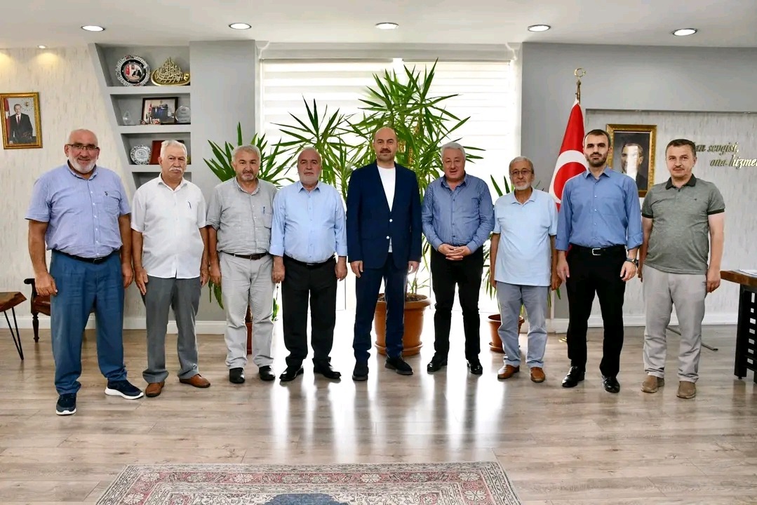 Başkan Ali Kılıç'a  meslektaşlarından ve müftüden ziyaret