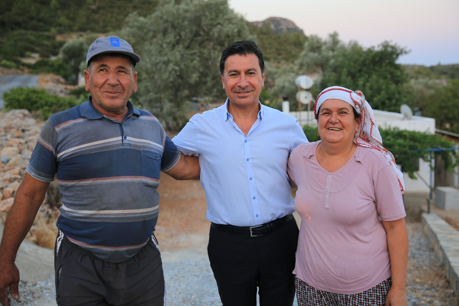 BAŞKAN ARAS, YUMURTAŞ Ve ÇUKURGÖL’DE HALKI DİNLEDİ