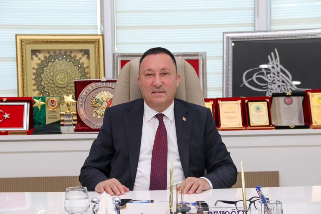 BAŞKAN BEYOĞLU’NDAN MİRAÇ KANDİLİ MESAJI. “ASRIN FELAKETİNDE ETKİLENEN MİLLETİMİZ VE ÜLKEMİZ İÇİN DUA EDELİM”