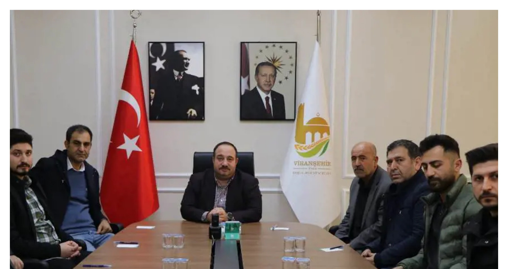 BAŞKAN EKİNCİ, İNŞAAT MÜHENDİSLERİ İLE DEPREME YÖNELİK ÖNLEMLERİ KONUŞTU