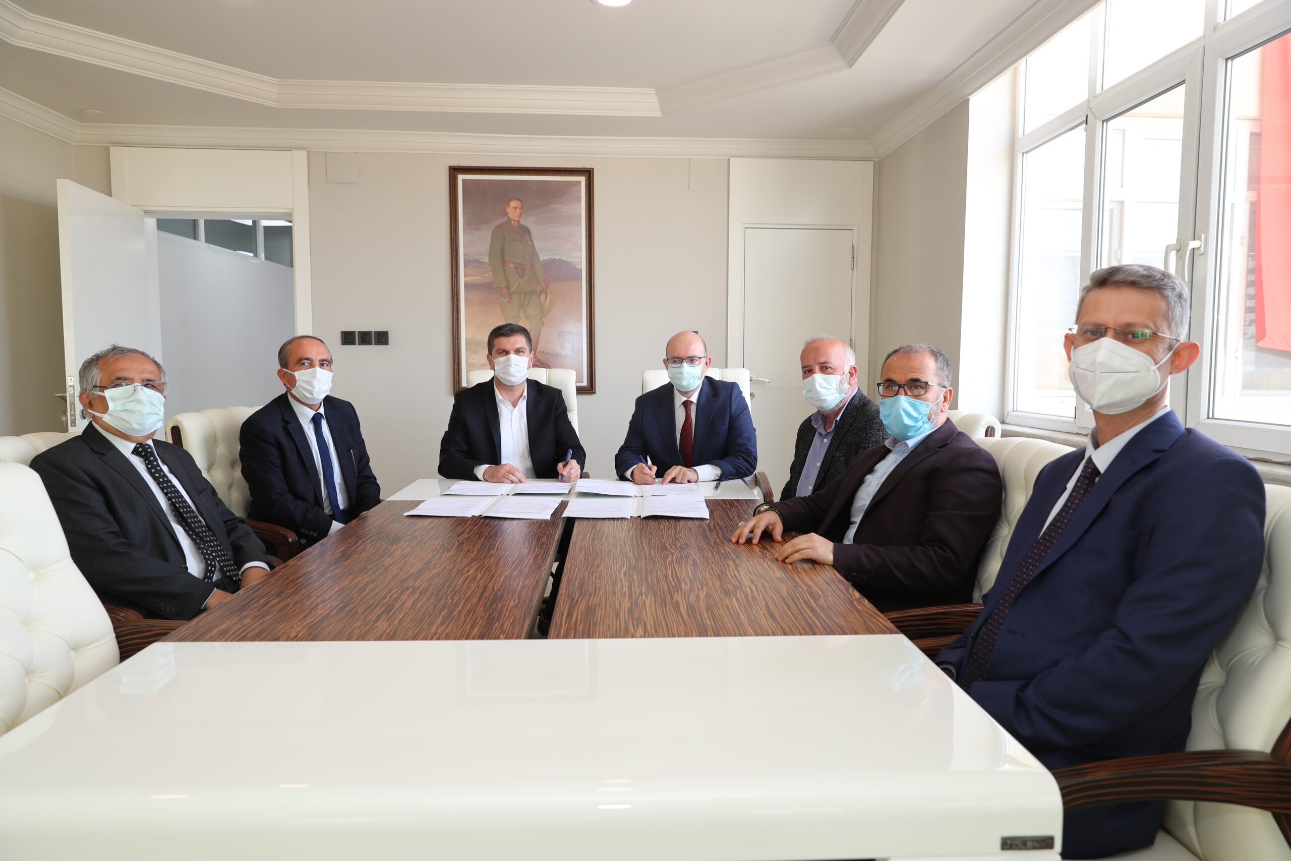 Başkan Ercengiz, MAKÜ ile protokol imzaladı