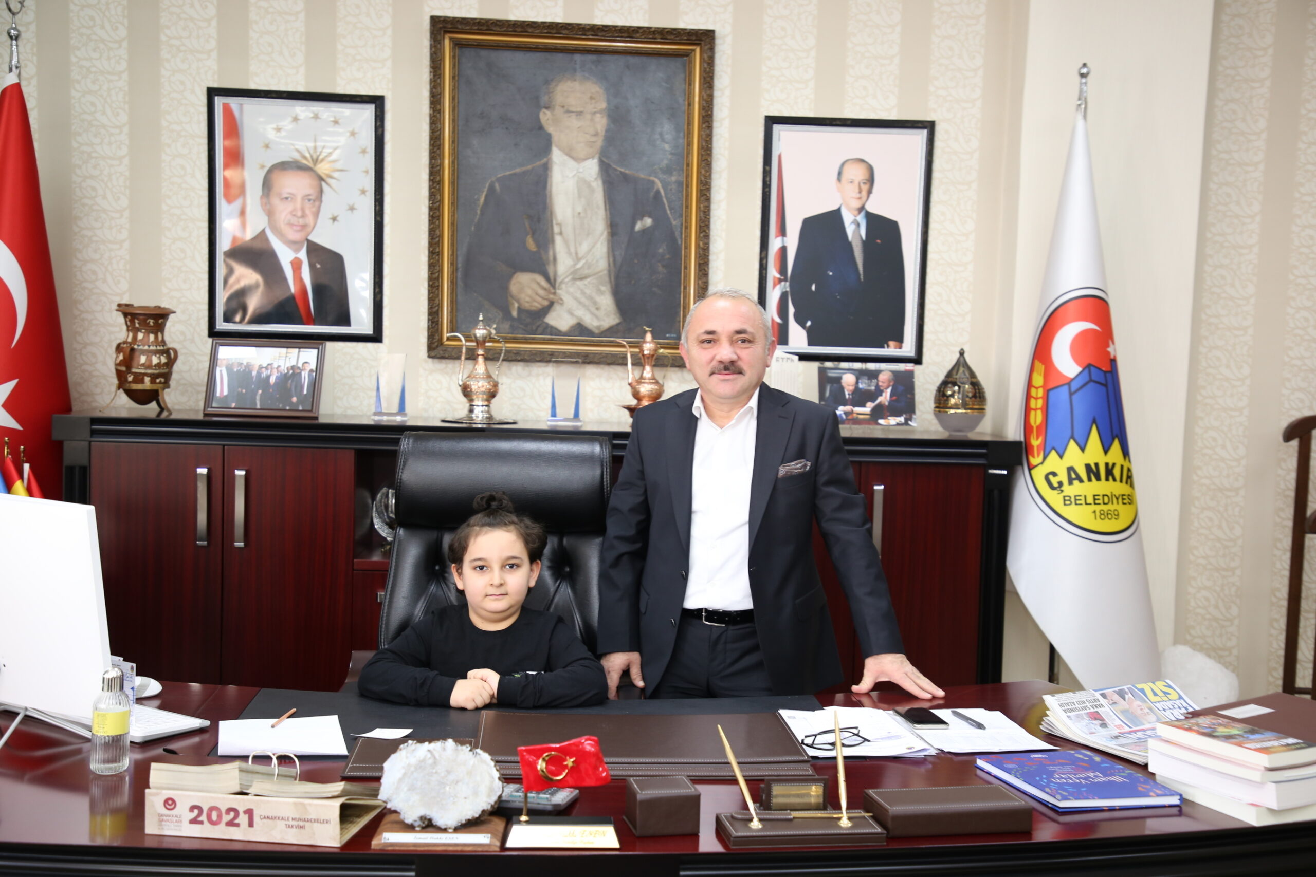 Başkan Esen 10 Yaşındaki Ali Fuat ile Hayat Hakkında Konuştu