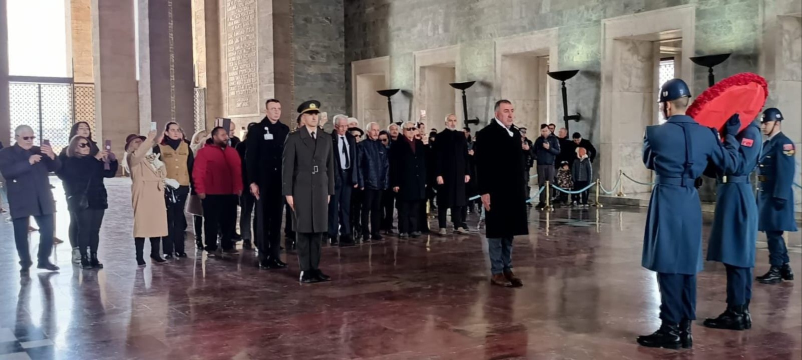 BAŞKAN FERHAN ADEMHAN BAŞKANLIĞINDA İZKON ANITKABİR'DE