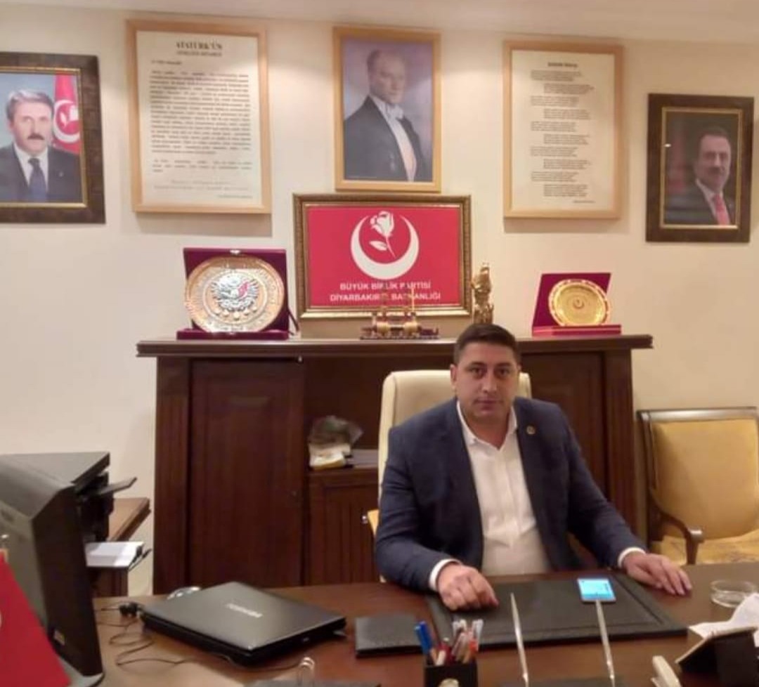 Başkan Mehmet Tekbaran Kandil Mesajı Paylaştı