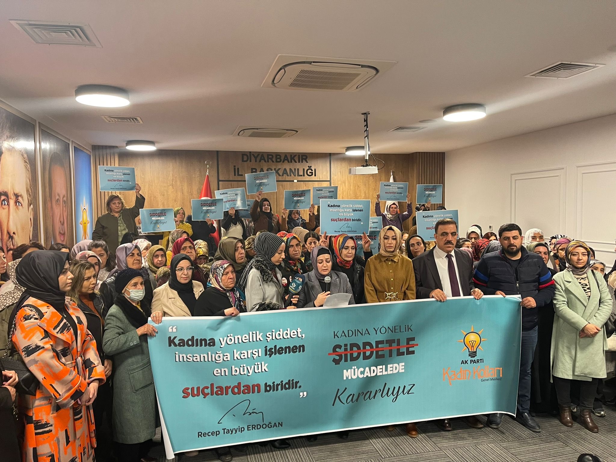 Başkan Müzeyyen Kaya Kadına Şiddetle ilgili Basın Açıklamasında Bulundu